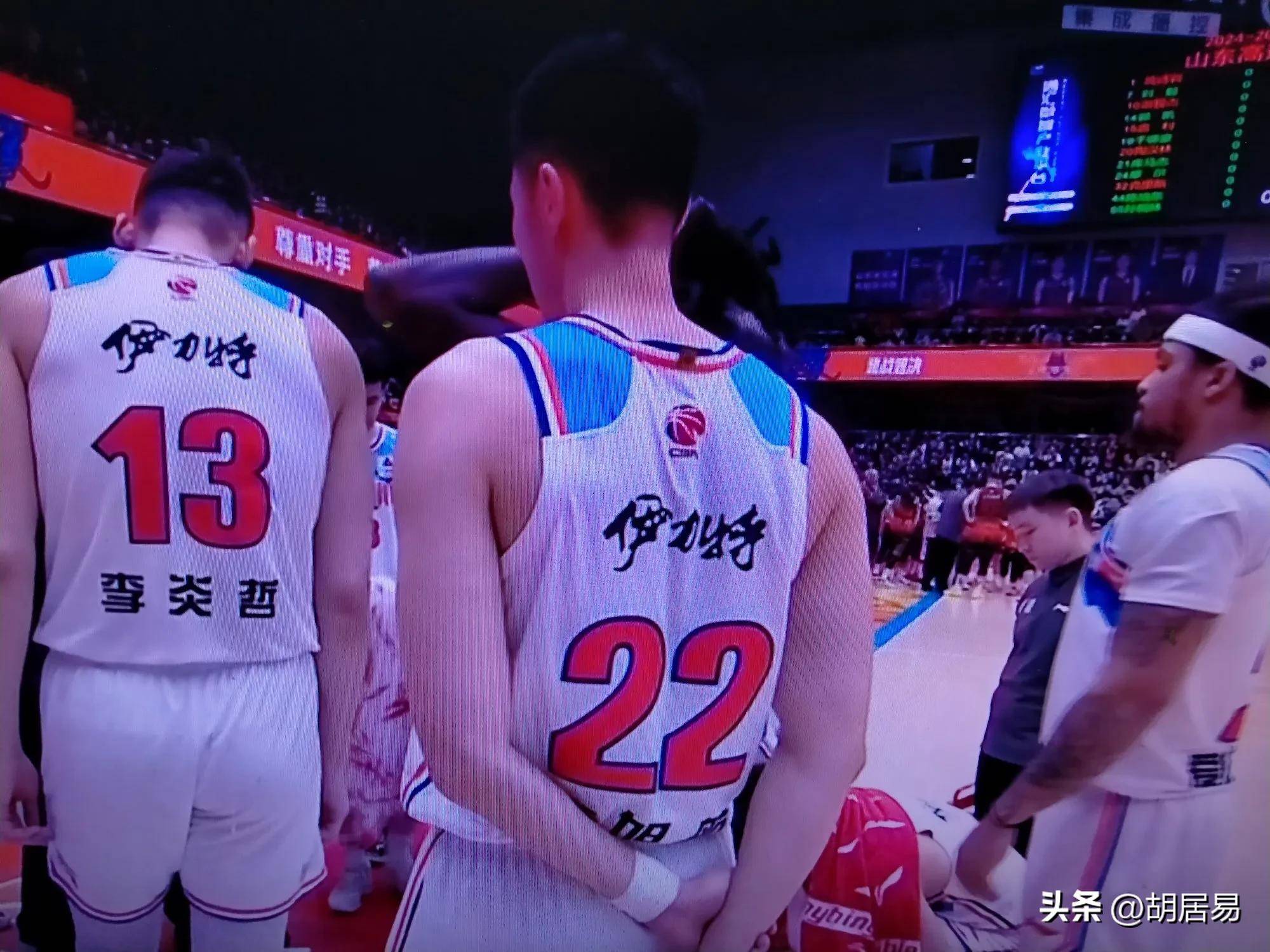 新疆男篮遭逆袭，惊险淘汰！
