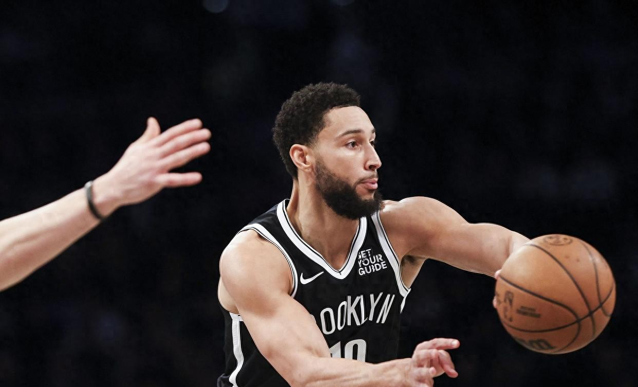 九游娱乐馆-包含火箭球员西蒙斯：我们要相互信任才能打好比赛的词条