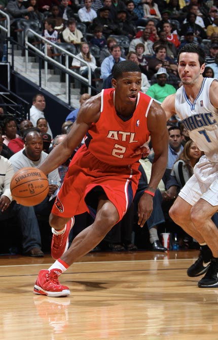 老鹰队年轻核心继续突破，豪取连胜的简单介绍