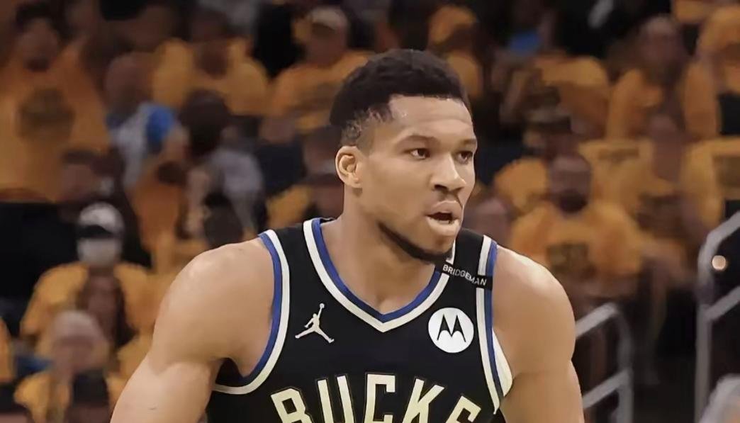 雄鹿不敌快船，字母哥独撑大局